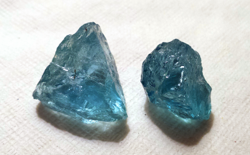 tucson gem show aquamarine facet rough