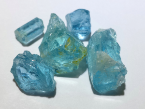 tucson gem show aquamarine facet rough